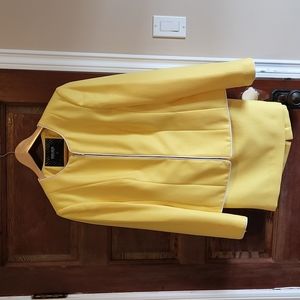 STUNNING Yellow John Meyer suite